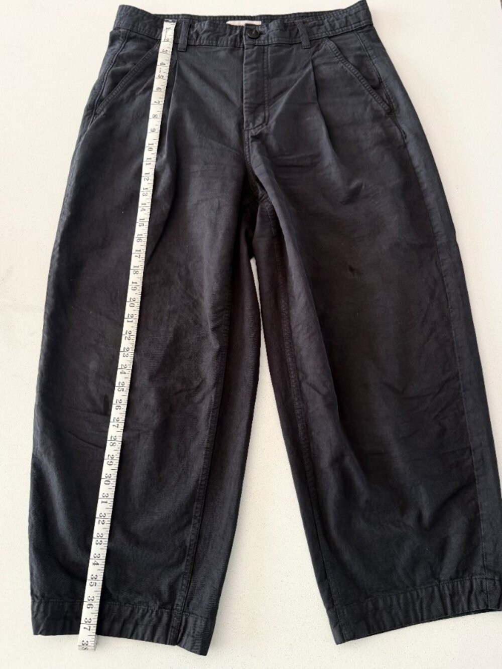 Everlane Everywhere Pants, Black, Size 12 - Picture 8 of 11